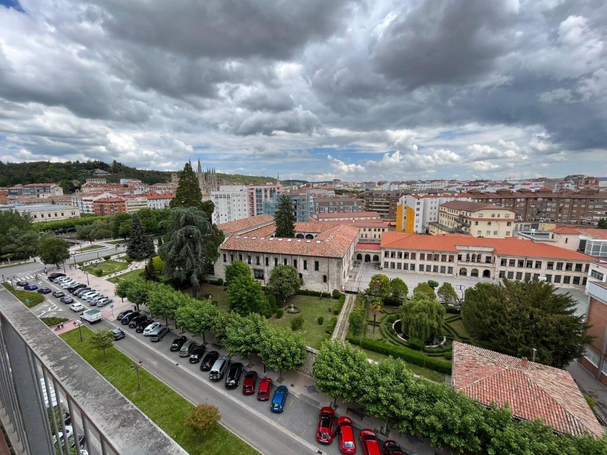 Atuaire Home Gran Apartamento Con Vistas A La Catedral De Burgo Exterior foto